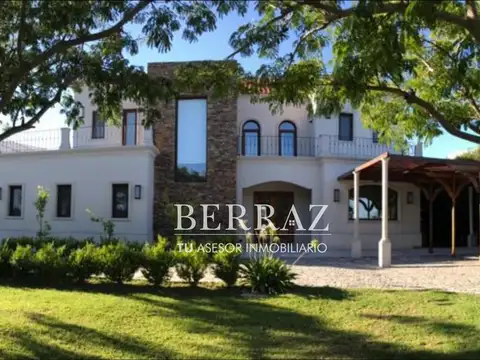 Casa venta 5 ambientes al Río  en San Marco Villanueva lote 1000 m2