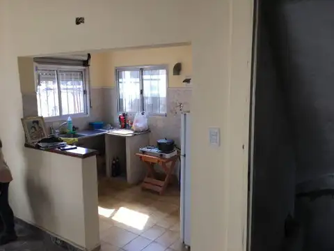 Depto Tipo Casa en Venta en Caseros, USD 78.000