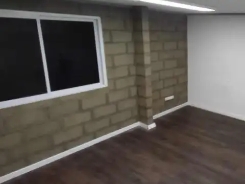 Galpon en Alquiler en Villa Lynch, $ 2.500.000