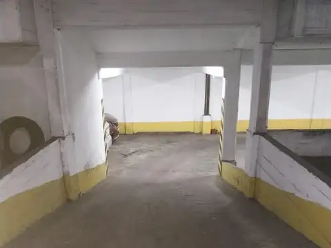 Cochera en Centro