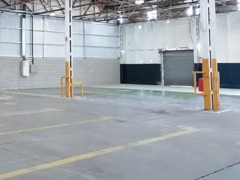 Galpon en Alquiler A Estrenar