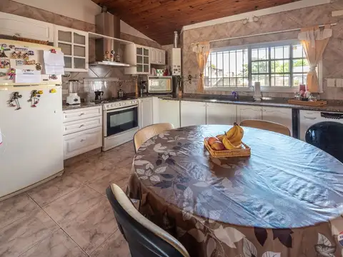 Depto Tipo Casa en Venta de 4 ambientes