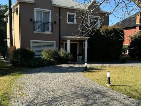 Casa en Venta en Altos Del Pilar, USD 328.000