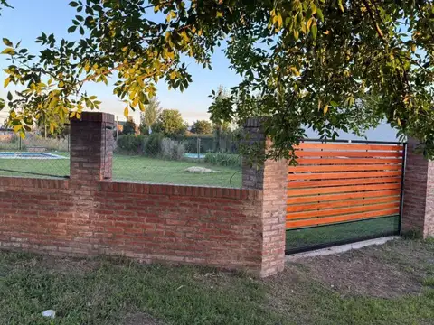 Av. los Nogales y el Bagual