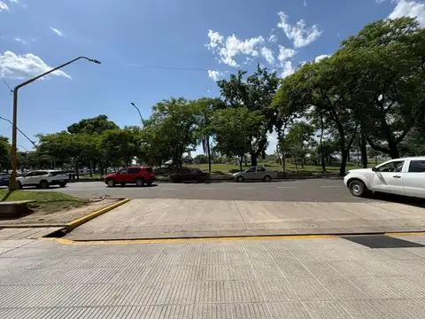 VENTA COCHERA PLENO CENTRO