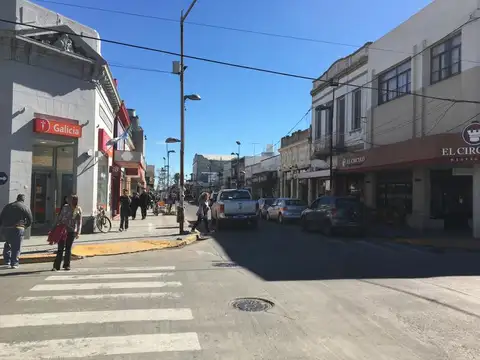 Alberdi/La Merced y Sidoti