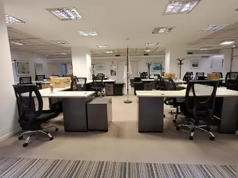 Oficina en Alquiler al Norte