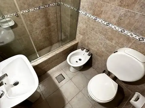 PH 2 Ambientes + Venta + Haedo + Patio