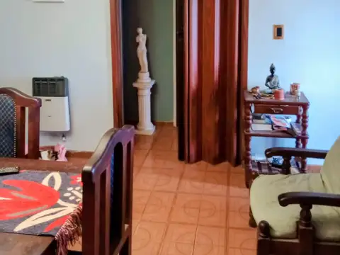Depto Tipo Casa en Venta de 3 ambientes