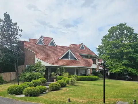 VENTA CASA 3 DORMITORIOS EN PILAR DEL LAGO