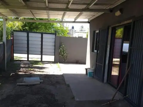 Cerro Lanin e/ Isla de Los Estados y 16