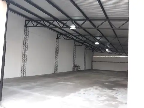 Galpon en Venta en Barrio Industrial, USD 120.000