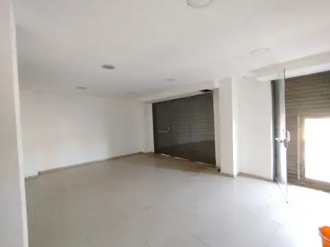 Local en Alquiler en Providencia, $ 800.000