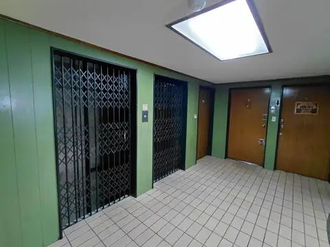 Oficina en Venta 60 años