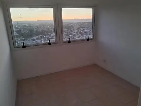 Intendente Ramón Bautista Mestre e/ 12 de Octubre y La Tablada