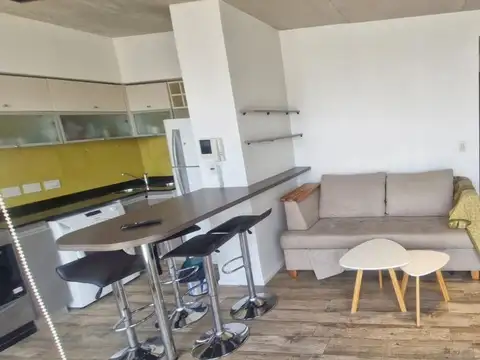 Departamento en Alquiler en Parque Chacabuco, $ 1.170.000