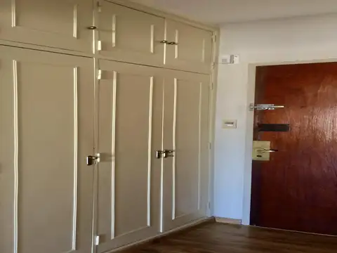 Local en Alquiler en Microcentro, $ 450.000