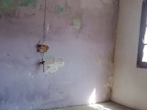 Casa en venta en Isidro Casanova