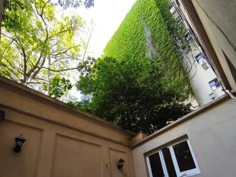 Dpto 2 ambientes con patio totalmente reciclado