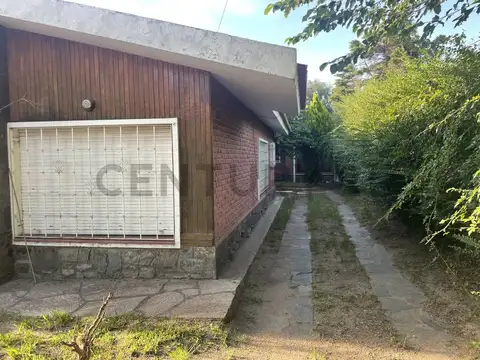 OPORTUNIDAD EN LA FALDA Chalet de 3 Dorm B° Villa Edén – Ubicación Inmejorable - Escritura - posesió