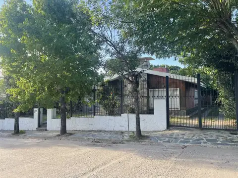 25 de mayo 800, Piso 0