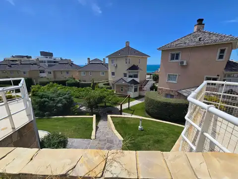 Departamento 3 ambientes con 3 baños