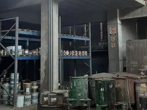 Galpon en Venta en Lomas Del Mirador, USD 800.000