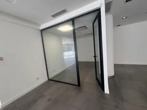 Excelente local comercial en esquina! Apto gastronómico