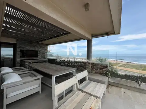 Departamento 4 ambientes con 4 baños