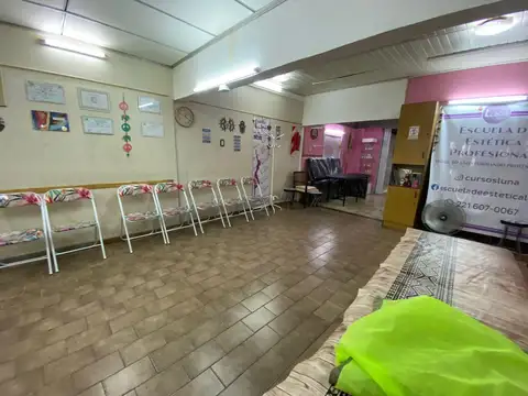 Depto Tipo Casa 4 ambientes con 2 baños