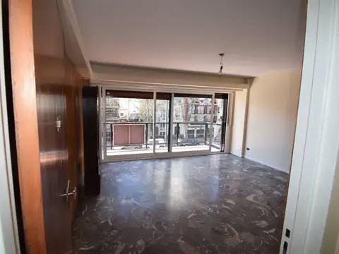 VENTA DEPARTAMENTO 4 AMBIENTES BALCON DEPENDENCIA