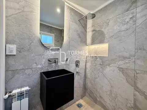 Depto Tipo Casa en Venta 50 años