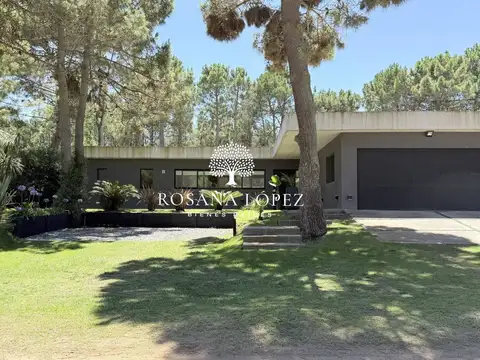 Casa - Venta - Argentina, Pinamar - Del Lazo 379