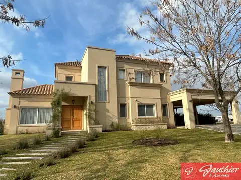 Casa en venta  en La Reserva Cardales, Sofitel sobre el LAGO Lujo clásico LAGUNA 100