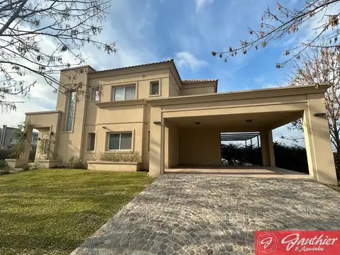 Casa en Venta de 4 dormitorios