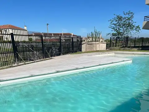 Casa  en Venta en ZUG, Pilar, G.B.A. Zona Norte