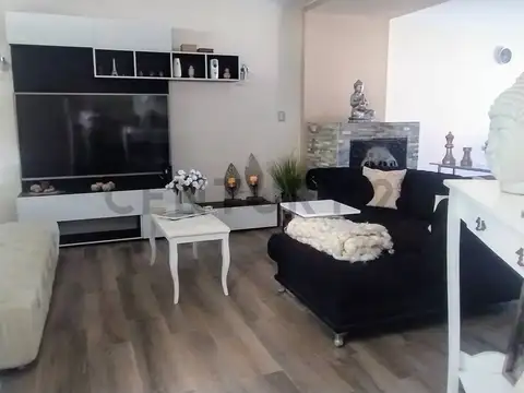 Casa en Venta en Ituzaingo, USD 275.000