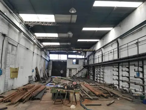 Ancaste al 800 GALPON EN RAMOS MEJIA VENTA