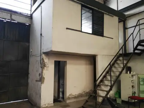 Galpon en Venta en Ramos Mejia, USD 250.000