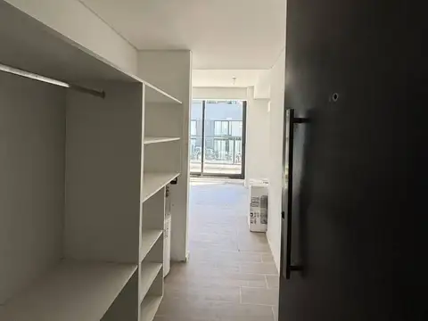 José A. Cabrera 3400, Piso 8