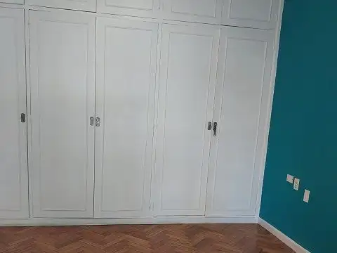 Depto Tipo Casa en Alquiler de 4 ambientes