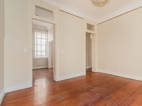 Departamento 6 ambientes con 2 baños