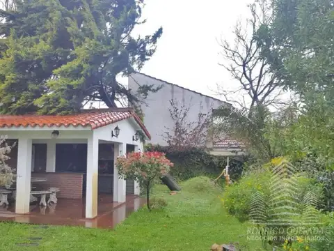 Casa en Venta con 1 cochera