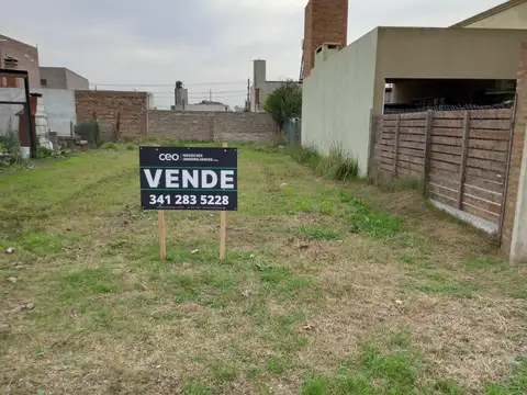Terreno de 300m2 La Carolina Alvear VENTA