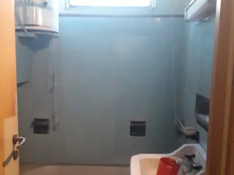 Depto Tipo Casa 4 ambientes con 2 baños