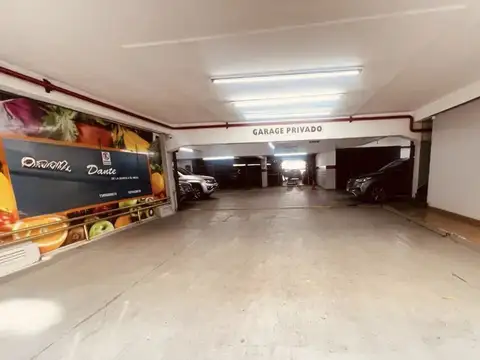 Cochera en Venta Cubierta