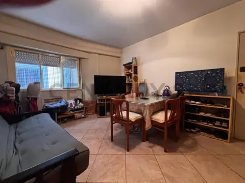 Av Rivadavia 6700, Piso 0