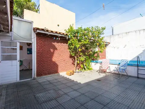 Venta Casa 4 Amb. Pileta APTO CRÉDITO