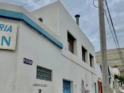 Local en Venta 70 años