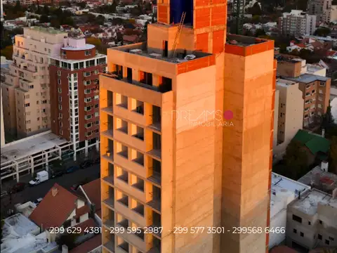 Doctor Luis Federico Leloir 100